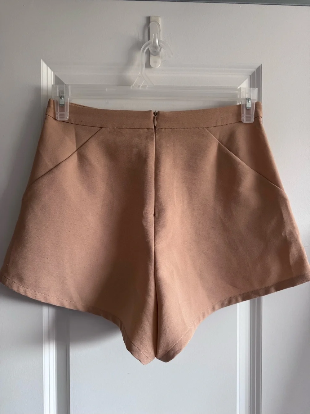 Tobi High-Waist Blush Beige Shorts